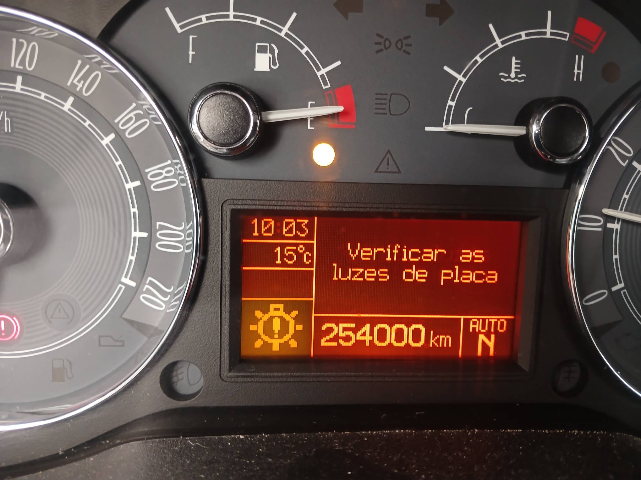 Foto 20 de 20: FIAT/LINEA ABSOL. 1.8 DL, 11/11, PLACA: E__-___3, GASOL/ALC, CINZA