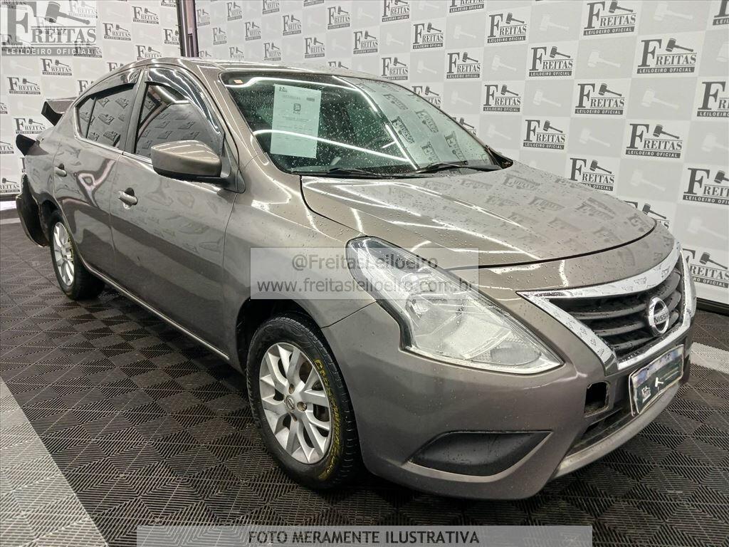 Foto 2: NISSAN/VERSA 16 SL, 15/16, PLACA: Q__-___7, GASOL/ALC, CINZA