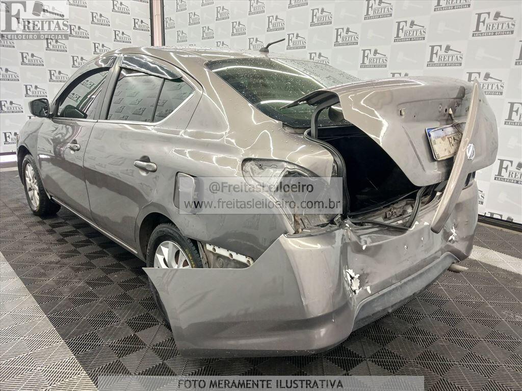 Foto 3: NISSAN/VERSA 16 SL, 15/16, PLACA: Q__-___7, GASOL/ALC, CINZA