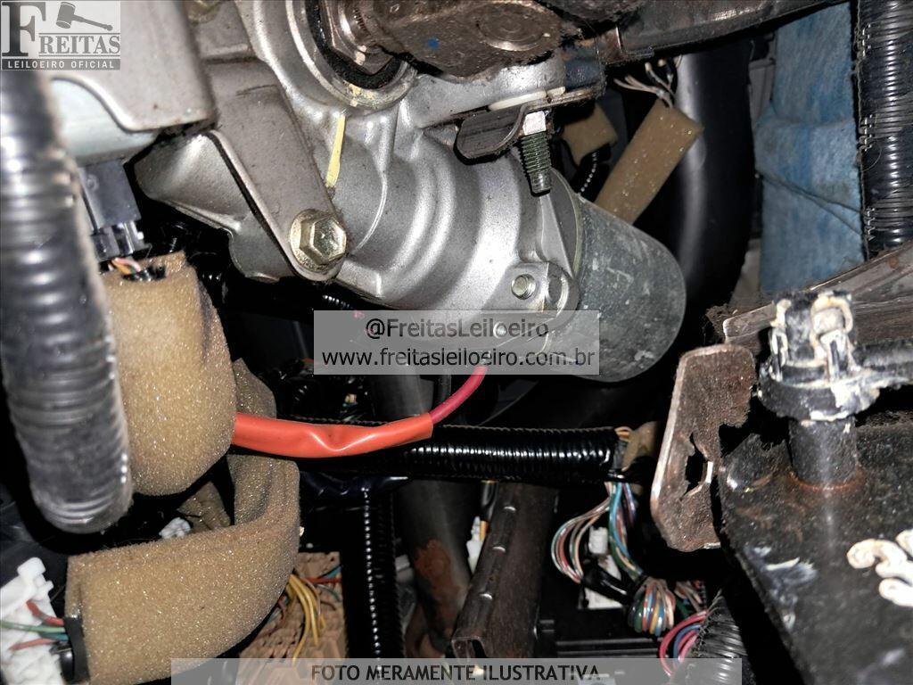 Foto 12 de 21: NISSAN/VERSA 16 SL, 15/16, PLACA: Q__-___7, GASOL/ALC, CINZA