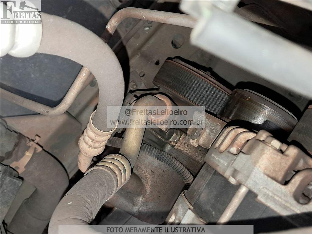 Foto 13 de 21: NISSAN/VERSA 16 SL, 15/16, PLACA: Q__-___7, GASOL/ALC, CINZA