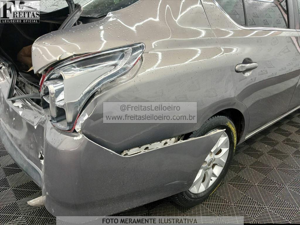 Foto 18 de 21: NISSAN/VERSA 16 SL, 15/16, PLACA: Q__-___7, GASOL/ALC, CINZA