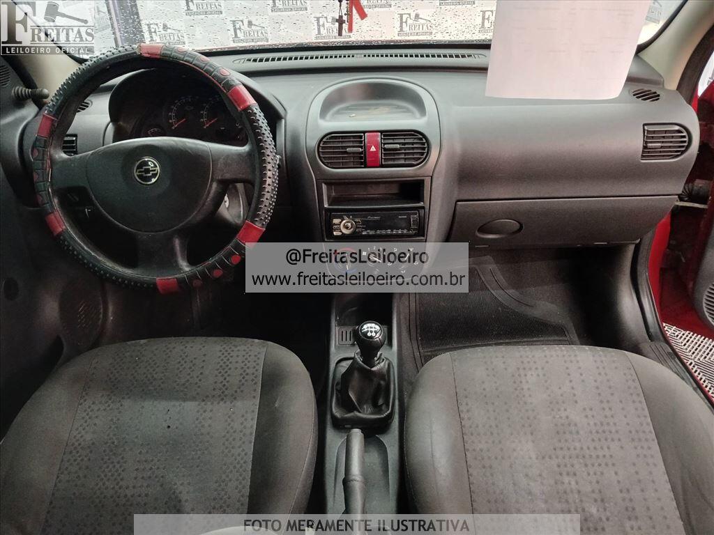 Foto 5: GM/CORSA HATCH MAXX, 10/11, PLACA: E__-___4, GASOL/ALC, VERMELHA
