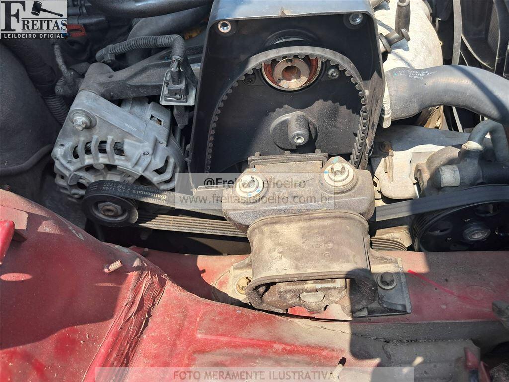 Foto 17 de 19: GM/CORSA HATCH MAXX, 10/11, PLACA: E__-___4, GASOL/ALC, VERMELHA