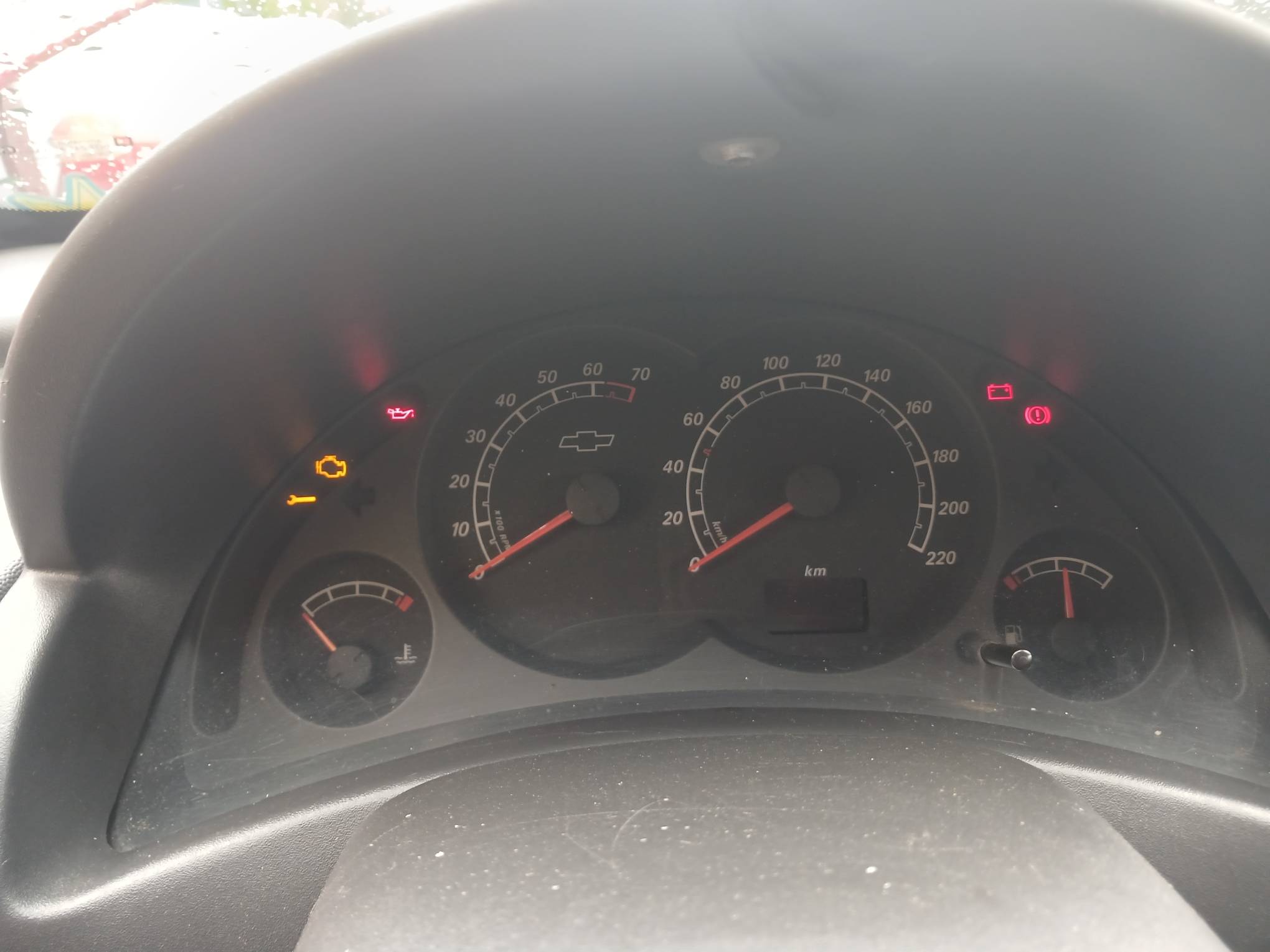 Foto 19 de 19: GM/CORSA HATCH MAXX, 10/11, PLACA: E__-___4, GASOL/ALC, VERMELHA
