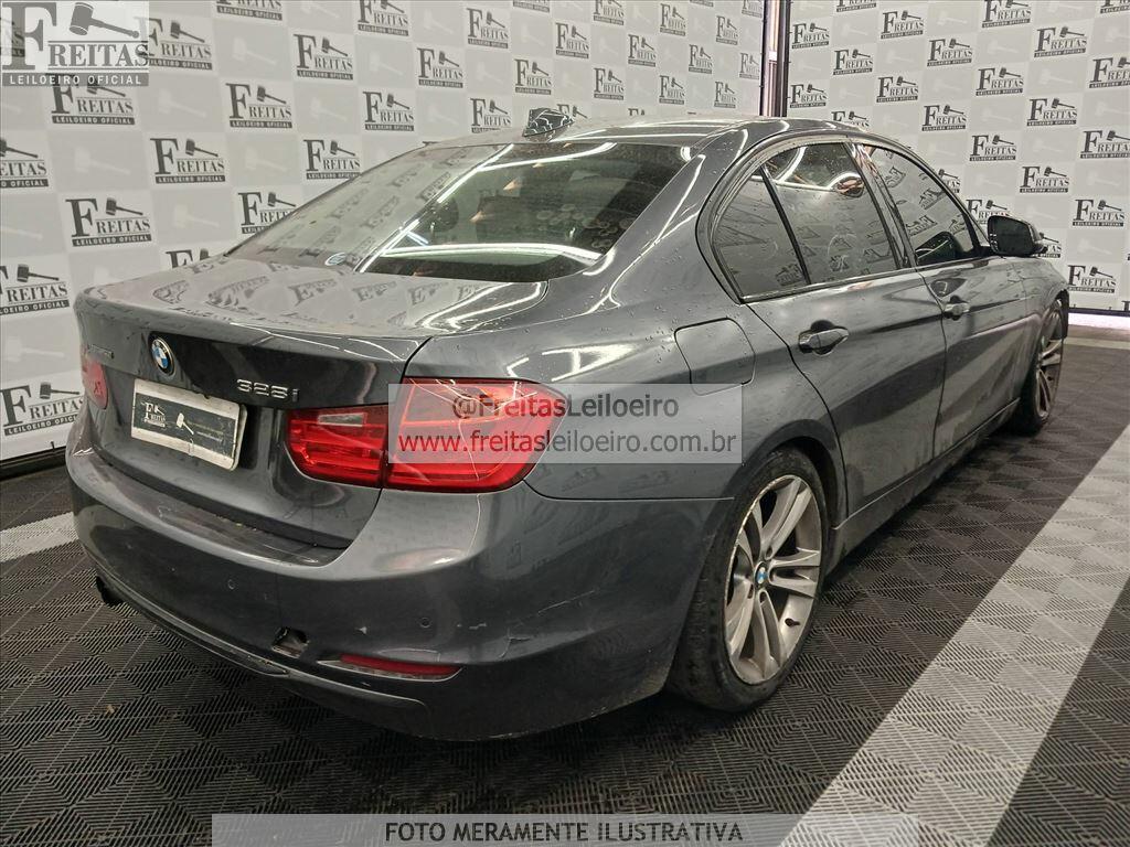 Foto 4: I/BMW 328I ACTIVE FLEX, 14/15, PLACA: F__-___1, GASOL/ALC, CINZA
