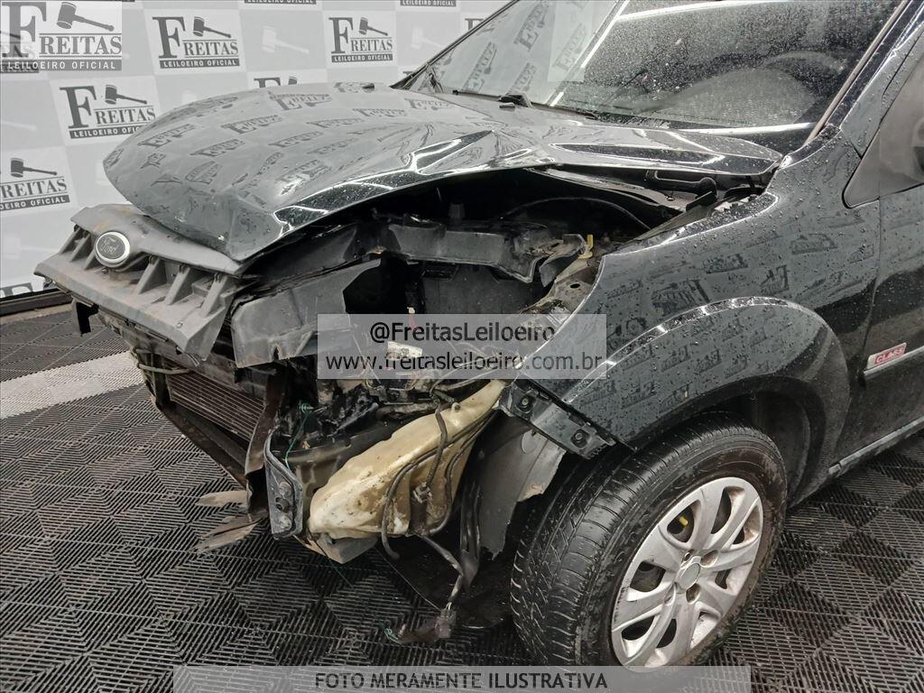 Foto 15 de 18: FORD/FIESTA 1.6 FLEX, 10/11, PLACA: D__-___4, GASOL/ALC, PRETA