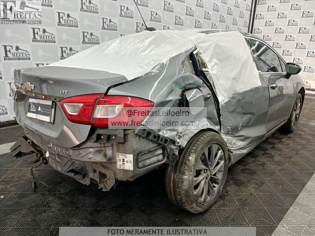 Foto 4: I/CHEV CRUZE LTZ NB AT, 16/17, PLACA: B__-___8, GASOL/ALC, CINZA