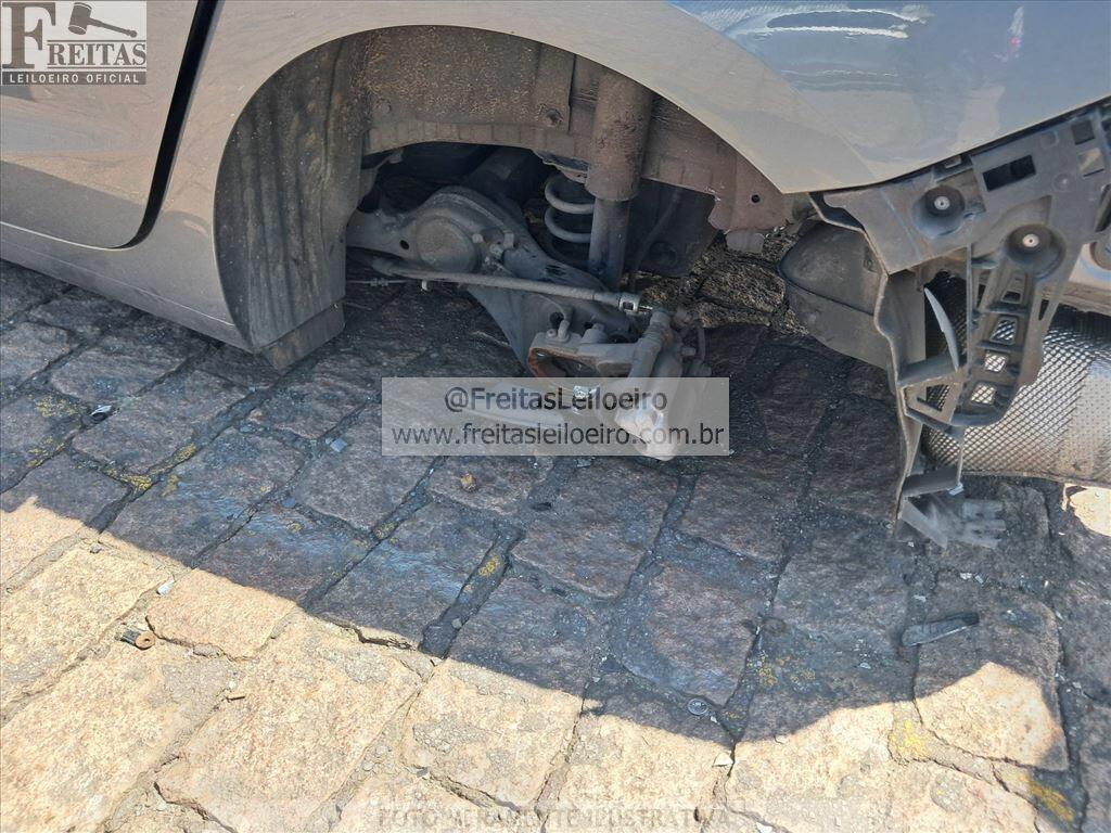 Foto 18 de 20: I/CHEV CRUZE LTZ NB AT, 16/17, PLACA: B__-___8, GASOL/ALC, CINZA