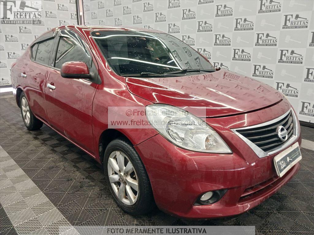 Foto 2: I/NISSAN VERSA 16SL FLEX, 13/14, PLACA: O__-___7, GASOL/ALC, VERMELHA