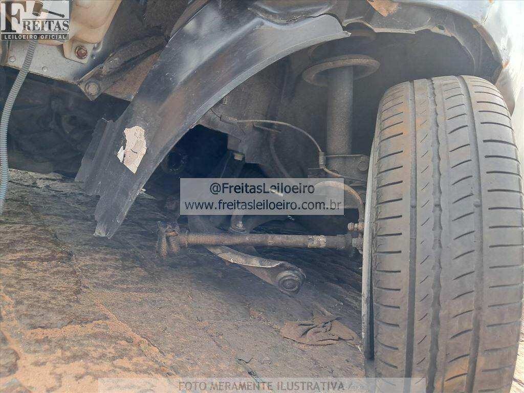 Foto 14 de 21: TOYOTA/ETIOS HB XLS, 13/13, PLACA: F__-___6, GASOL/ALC, CINZA