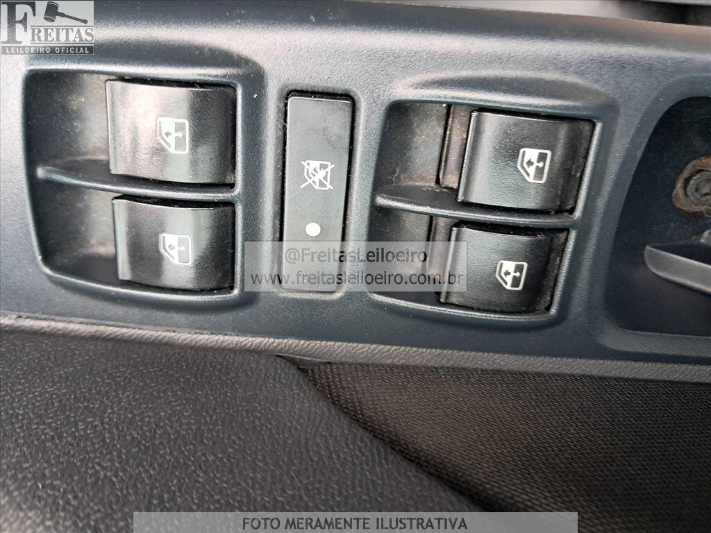 Foto 11 de 18: FIAT/IDEA ATTRACTIVE 1.4, 13/13, PLACA: F__-___8, GASOL/ALC, PRETA