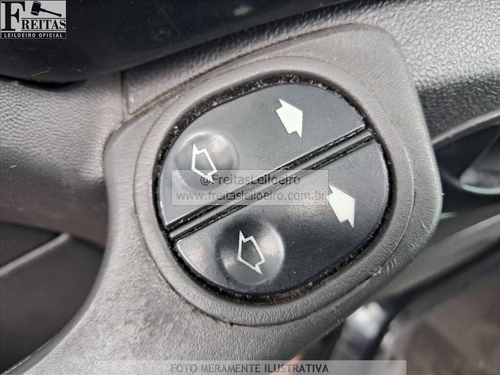 Foto 11 de 16: FORD/KA FLEX, 12/13, PLACA: F__-___0, GASOL/ALC, PRETA