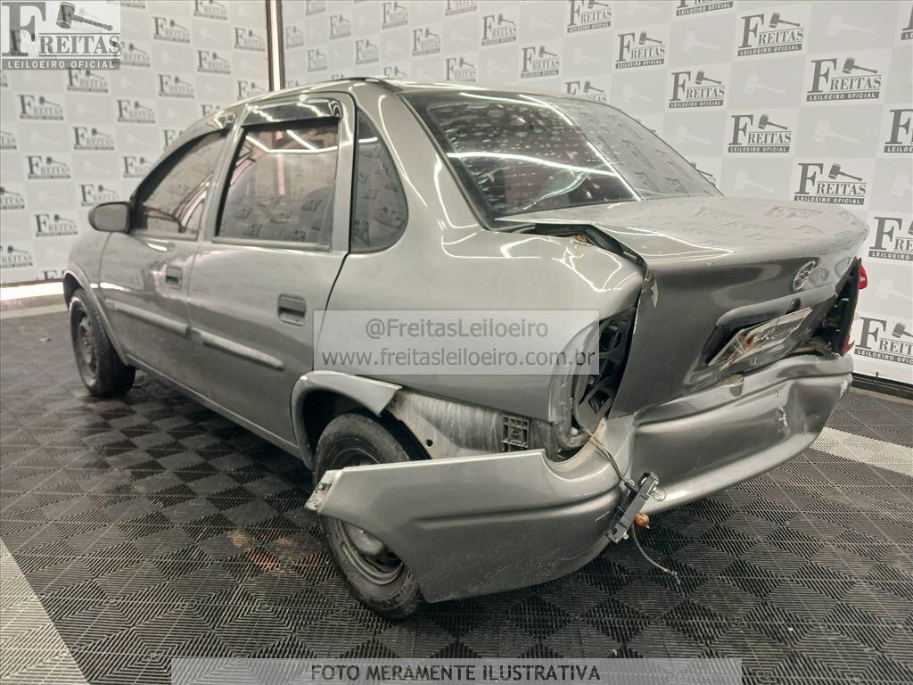 Foto 3: GM/CORSA CLASSIC, 04/04, PLACA: D__-___7, GASOLINA, CINZA