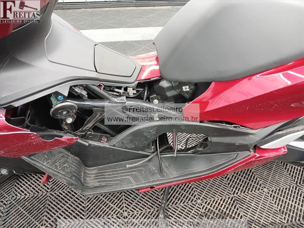 Foto 9 de 12: HONDA/PCX 160 ABS, 24/25, PLACA: T__-___0, GASOLINA, VERMELHA