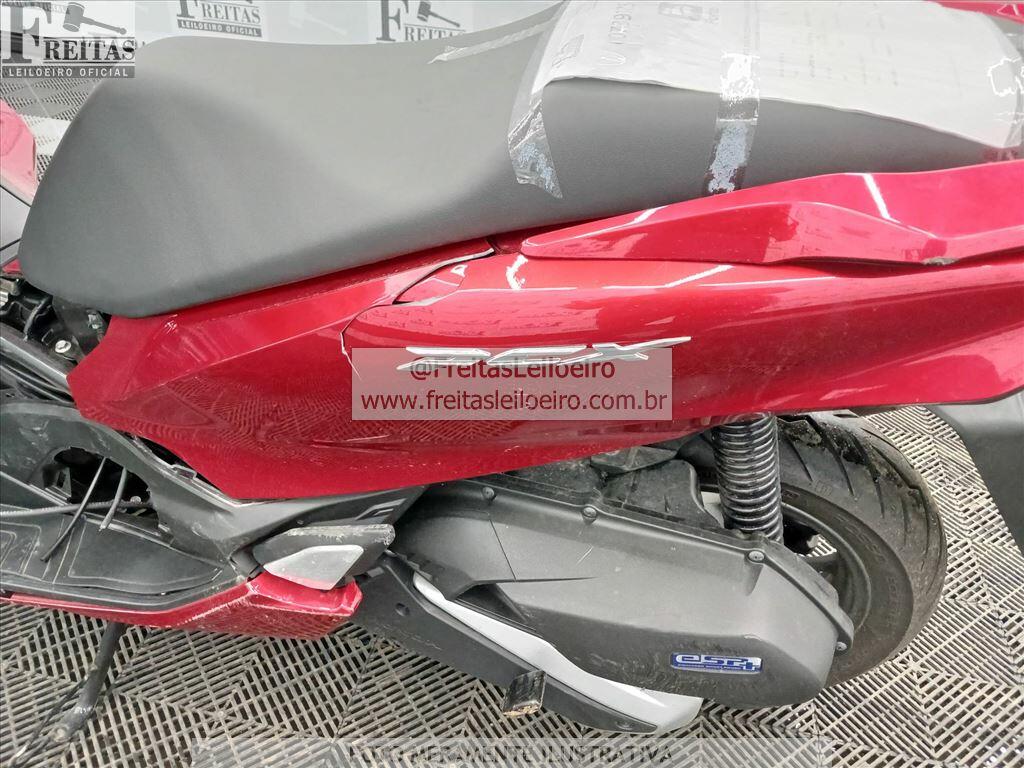 Foto 10 de 12: HONDA/PCX 160 ABS, 24/25, PLACA: T__-___0, GASOLINA, VERMELHA