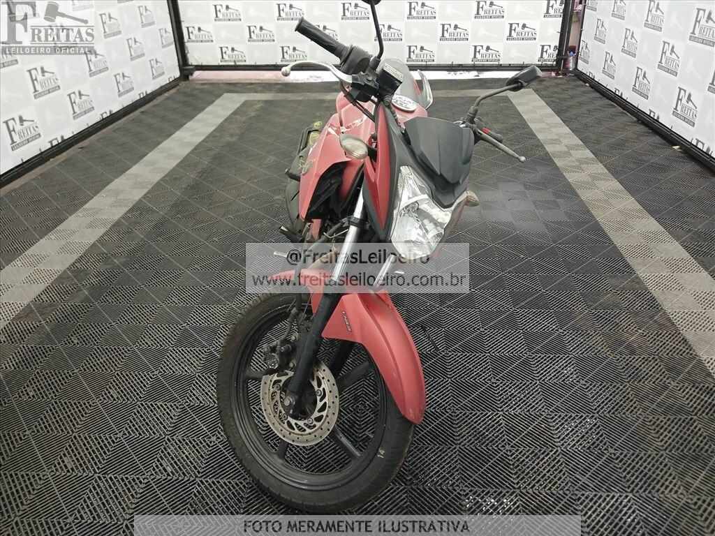 Foto 11 de 15: YAMAHA/YS150 FAZER SED, 22/22, PLACA: F__-___5, GASOL/ALC, VERMELHA