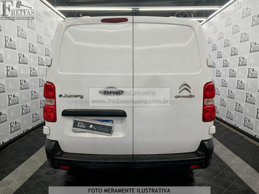 Foto 18 de 20: I/CITROEN E JUMPY CARGO, 21/22, PLACA: R__-___8, ELETR/FONTE EXT, BRANCA
