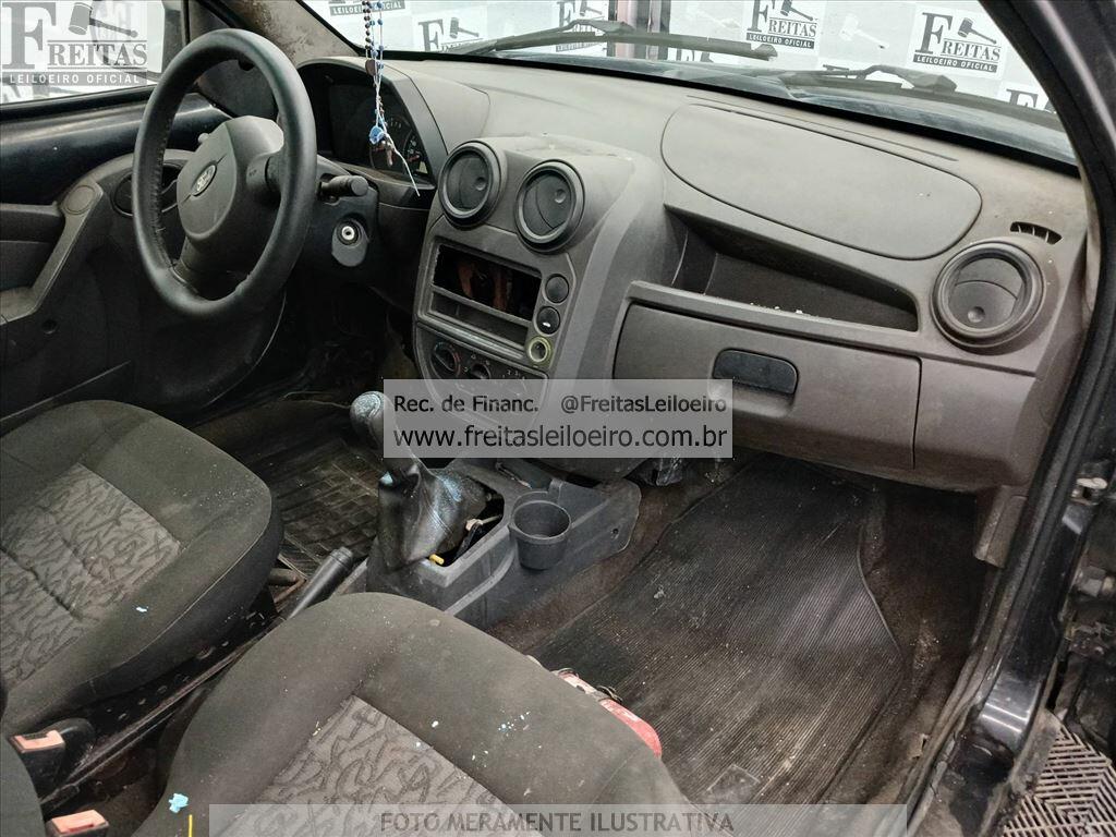 Foto 5: FORD/KA FLEX, 11/11, SUCATA S/ DIREITO A DOCUMENTO, GASOL/ALC, PRETA