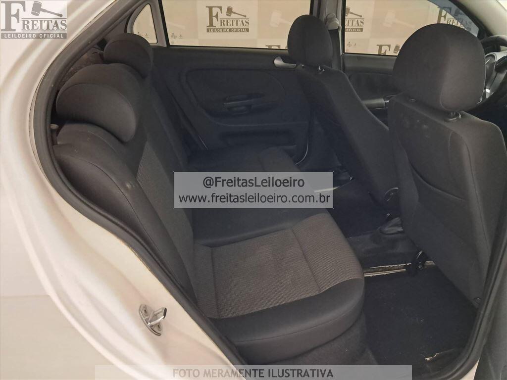 Foto 7 de 18: VW/NOVO VOYAGE 1.6 CITY, 13/14, PLACA: F__-___4, SUCATA S/ DIREITO A DOCUMENTO, ...