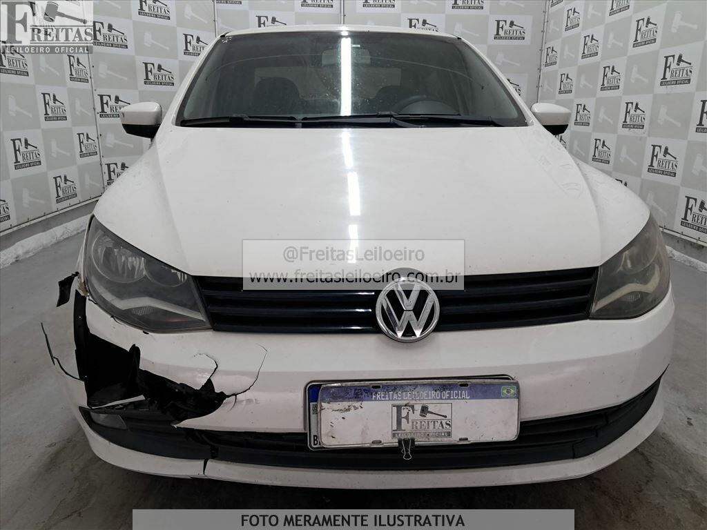 Foto 15 de 18: VW/NOVO VOYAGE 1.6 CITY, 13/14, PLACA: F__-___4, SUCATA S/ DIREITO A DOCUMENTO, ...