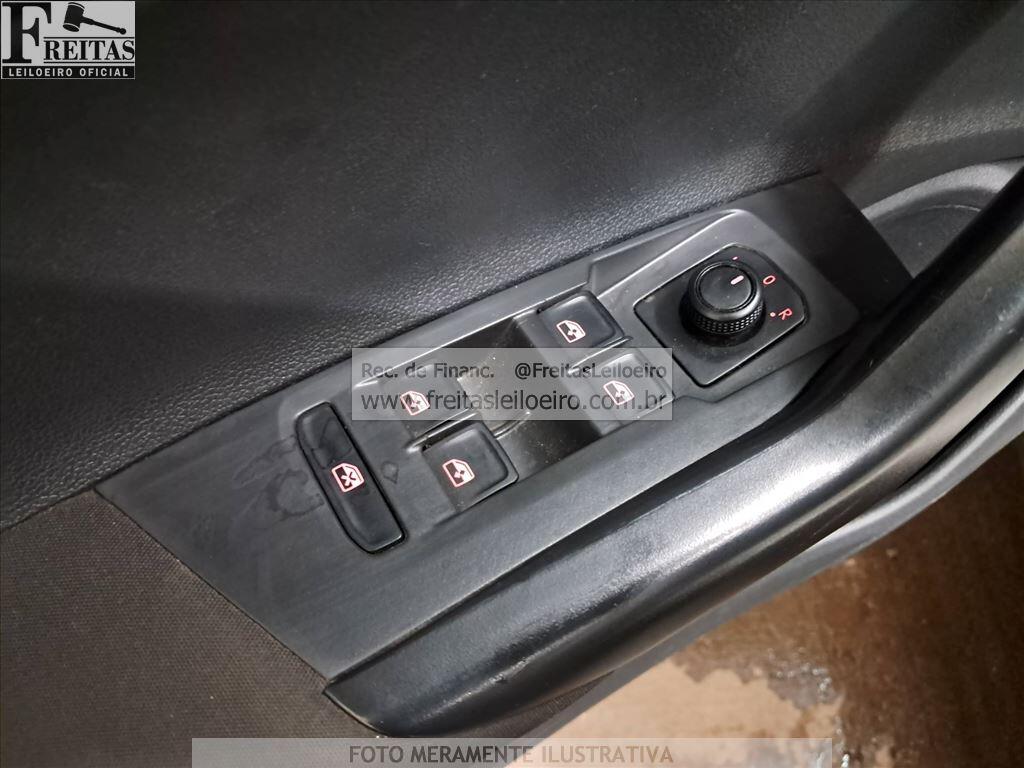 Foto 12 de 21: VW/NIVUS CL TSI AD, 20/21, PLACA: R__-___1, GASOL/ALC, PRATA