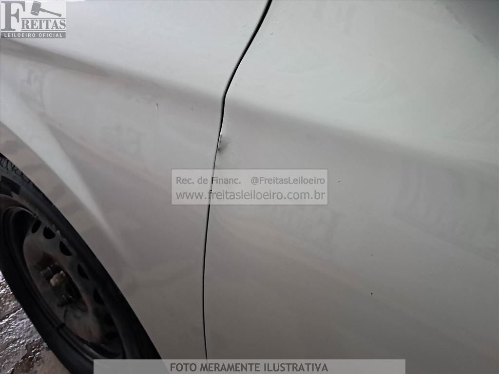 Foto 18 de 19: CHEVROLET/ONIX 10MT JOYE, 19/19, PLACA: Q__-___5, GASOL/ALC, PRATA