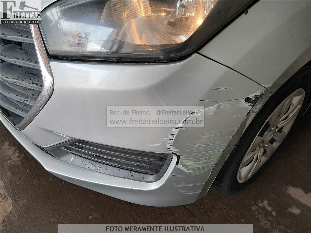 Foto 16 de 25: HYUNDAI/HB20S 1.0M COMF, 17/17, PLACA: G__-___4, GASOL/ALC, PRATA
