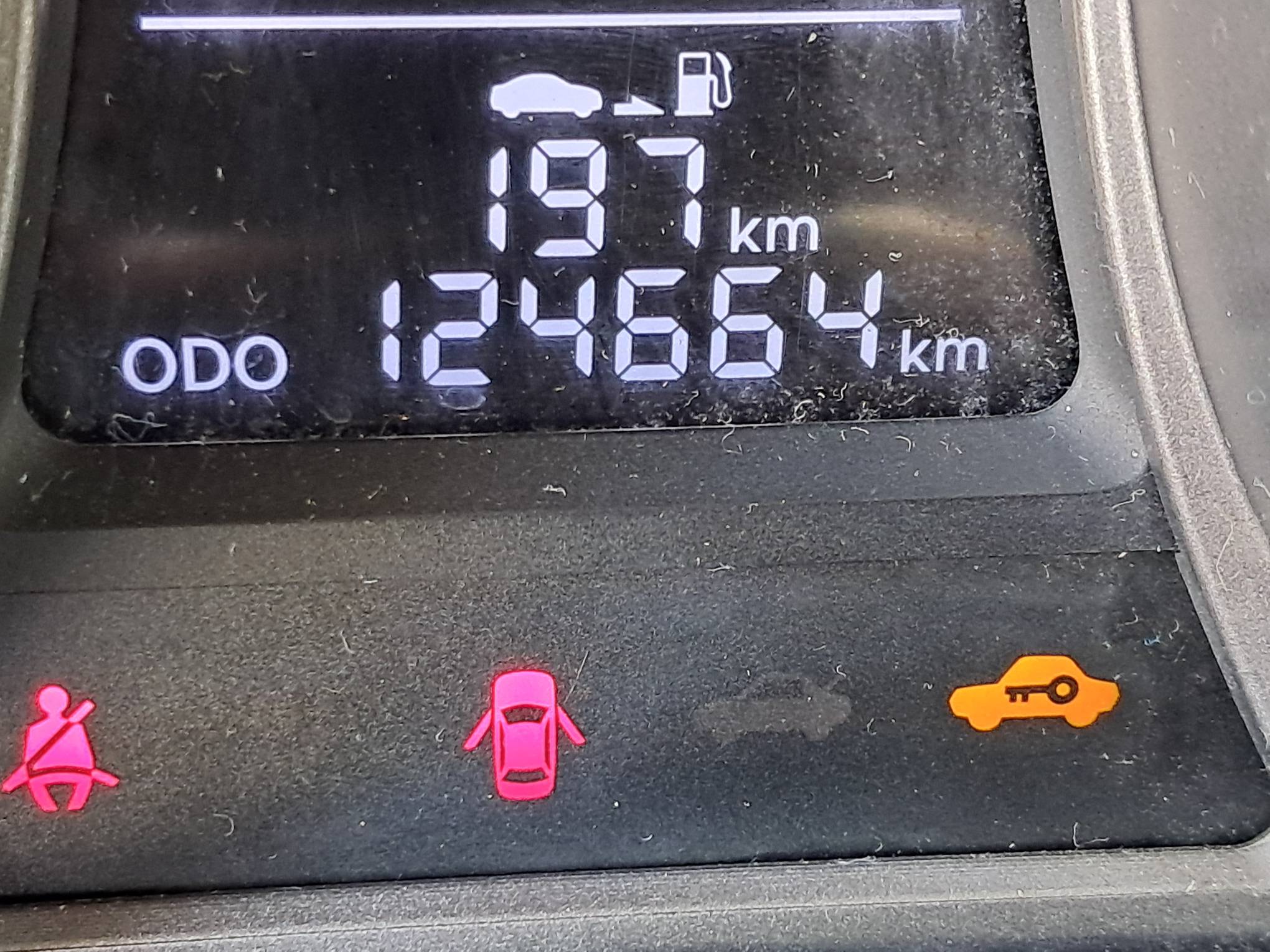 Foto 25 de 25: HYUNDAI/HB20S 1.0M COMF, 17/17, PLACA: G__-___4, GASOL/ALC, PRATA