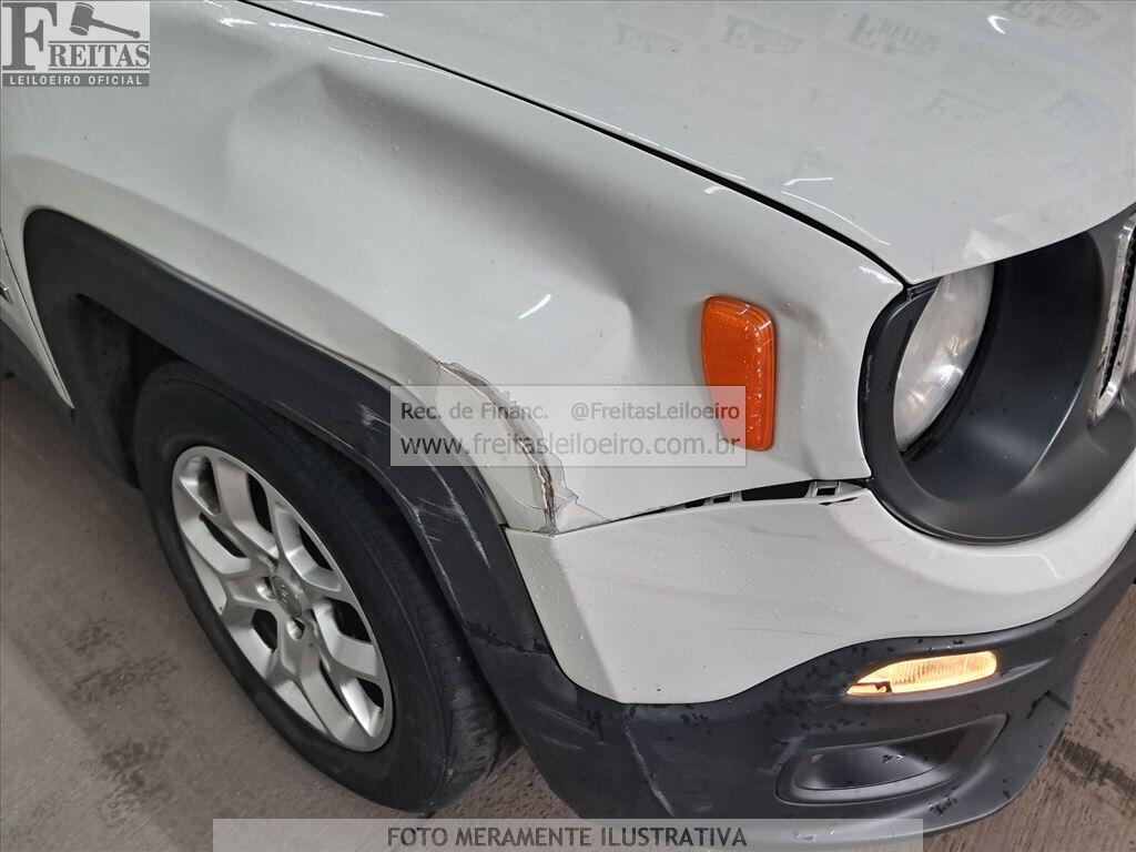 Foto 16 de 21: JEEP/RENEGADE LNGTD AT, 15/16, PLACA: G__-___0, GASOL/ALC, BRANCA