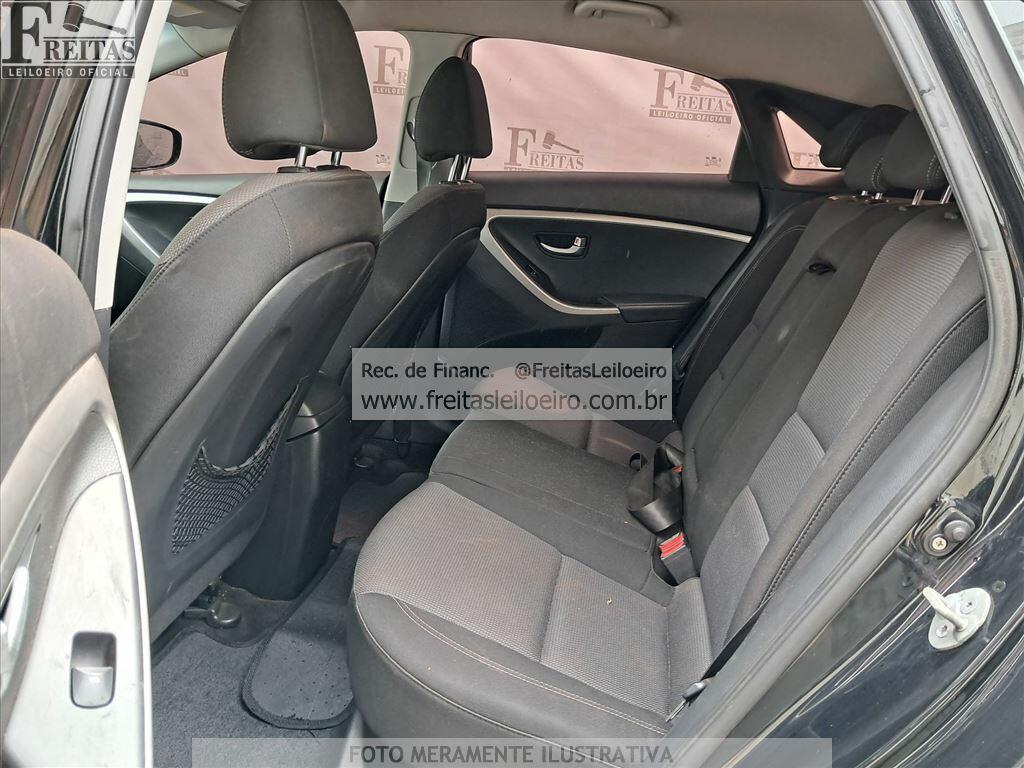 Foto 7 de 18: I/HYUNDAI I30 1.8, 14/15, PLACA: F__-___0, GASOLINA, PRETA