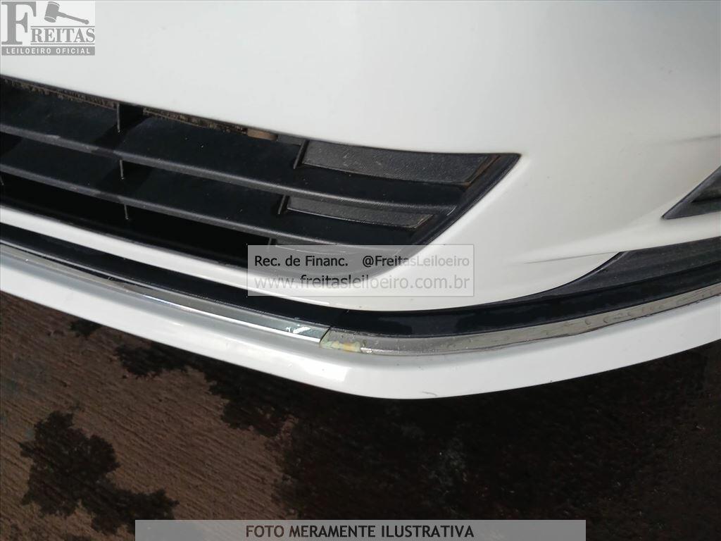 Foto 17 de 22: I/VW GOLF HIGHLINE AA, 14/14, PLACA: M__-___5, GASOLINA, BRANCA