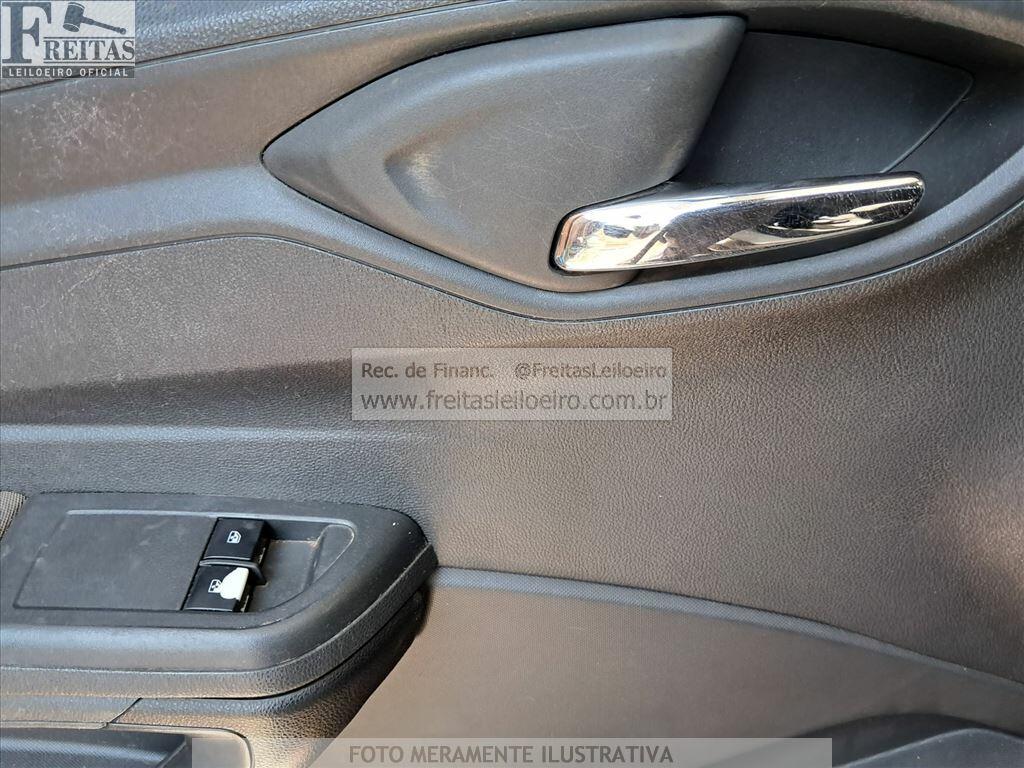 Foto 10 de 22: CHEV/PRISMA 1.0MT LT, 13/14, PLACA: B__-___5, GASOL/ALC, PRATA
