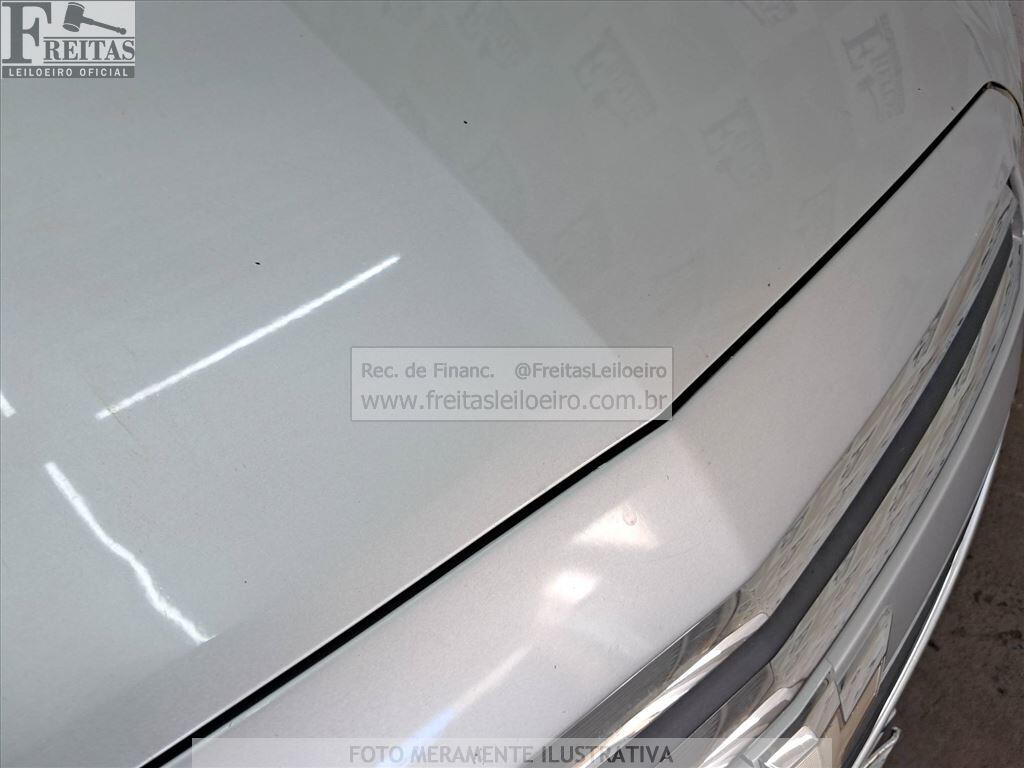 Foto 17 de 22: CHEV/PRISMA 1.0MT LT, 13/14, PLACA: B__-___5, GASOL/ALC, PRATA