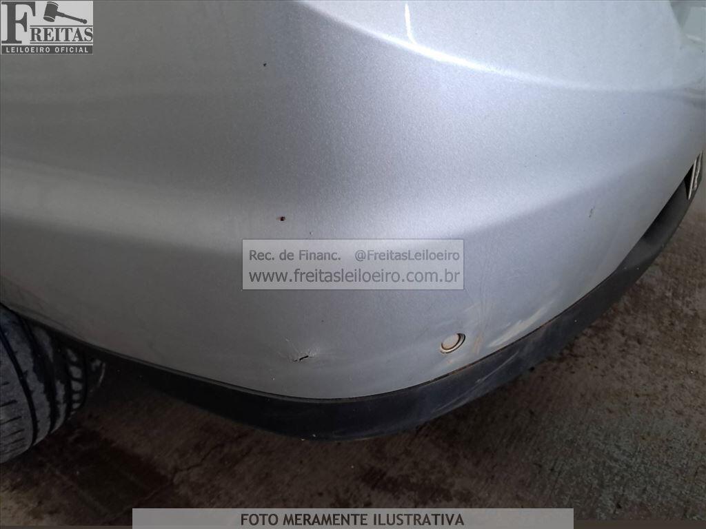 Foto 20 de 22: CHEV/PRISMA 1.0MT LT, 13/14, PLACA: B__-___5, GASOL/ALC, PRATA