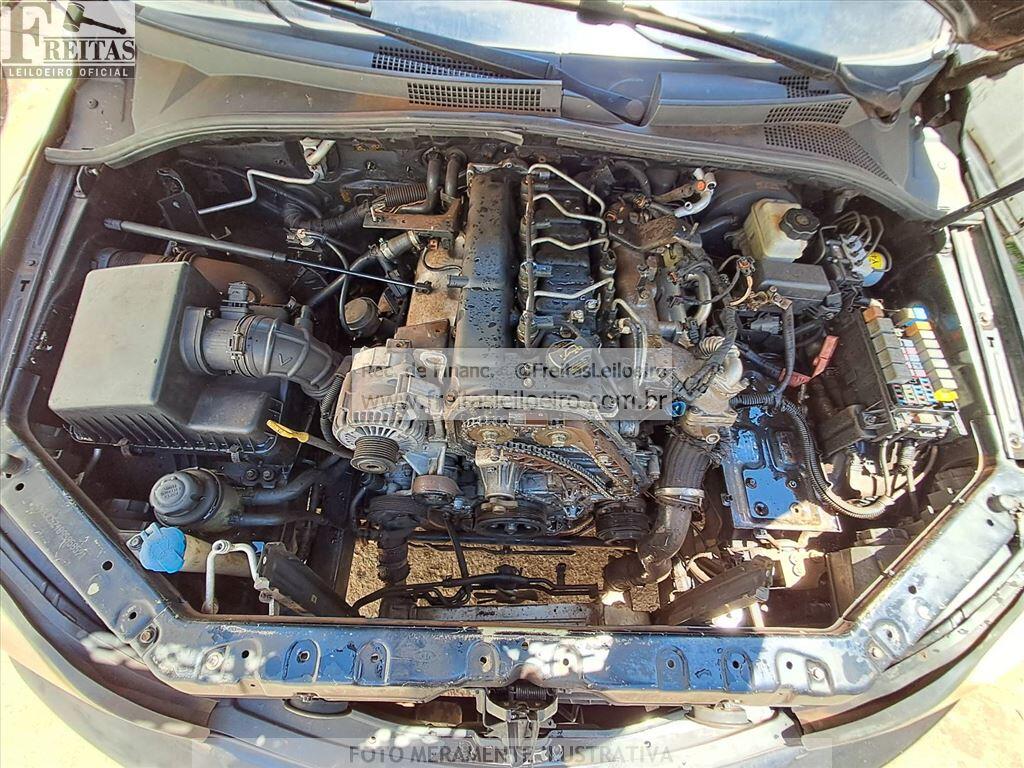 Foto 10 de 23: I/KIA SORENTO EX VGT 7L, 08/09, PLACA: E__-___5, DIESEL, PRETA
