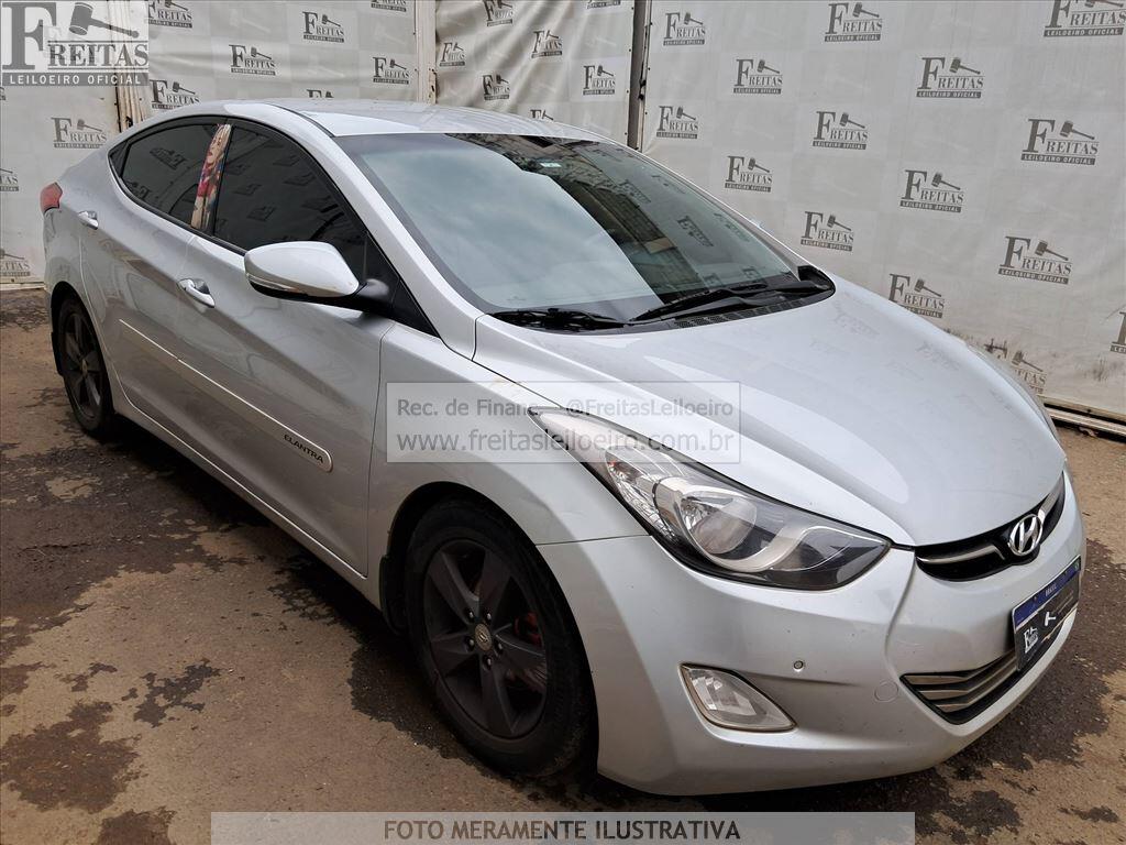 Foto 2: I/HYUNDAI ELANTRA, 12/13, PLACA: E__-___2, GASOL/ALC, PRATA