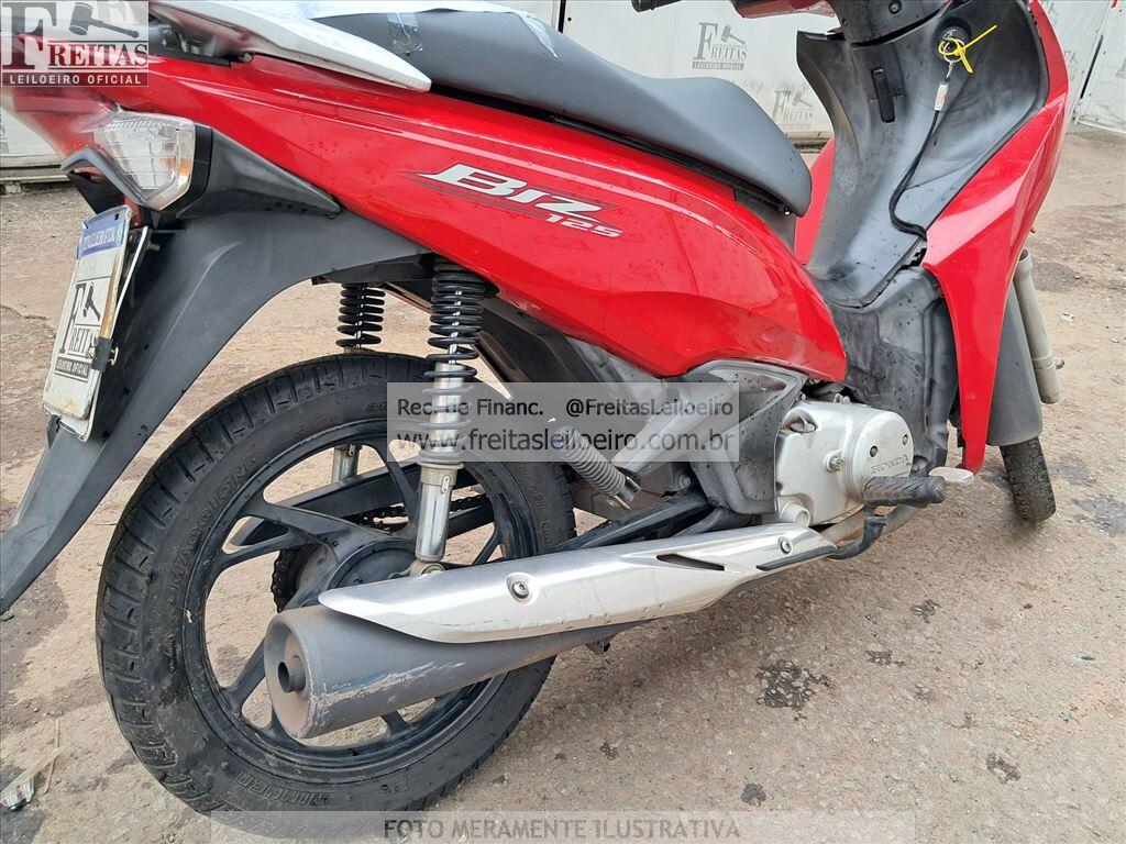 Foto 11 de 12: HONDA/BIZ 125, 22/22, PLACA: G__-___3, GASOL/ALC, VERMELHA
