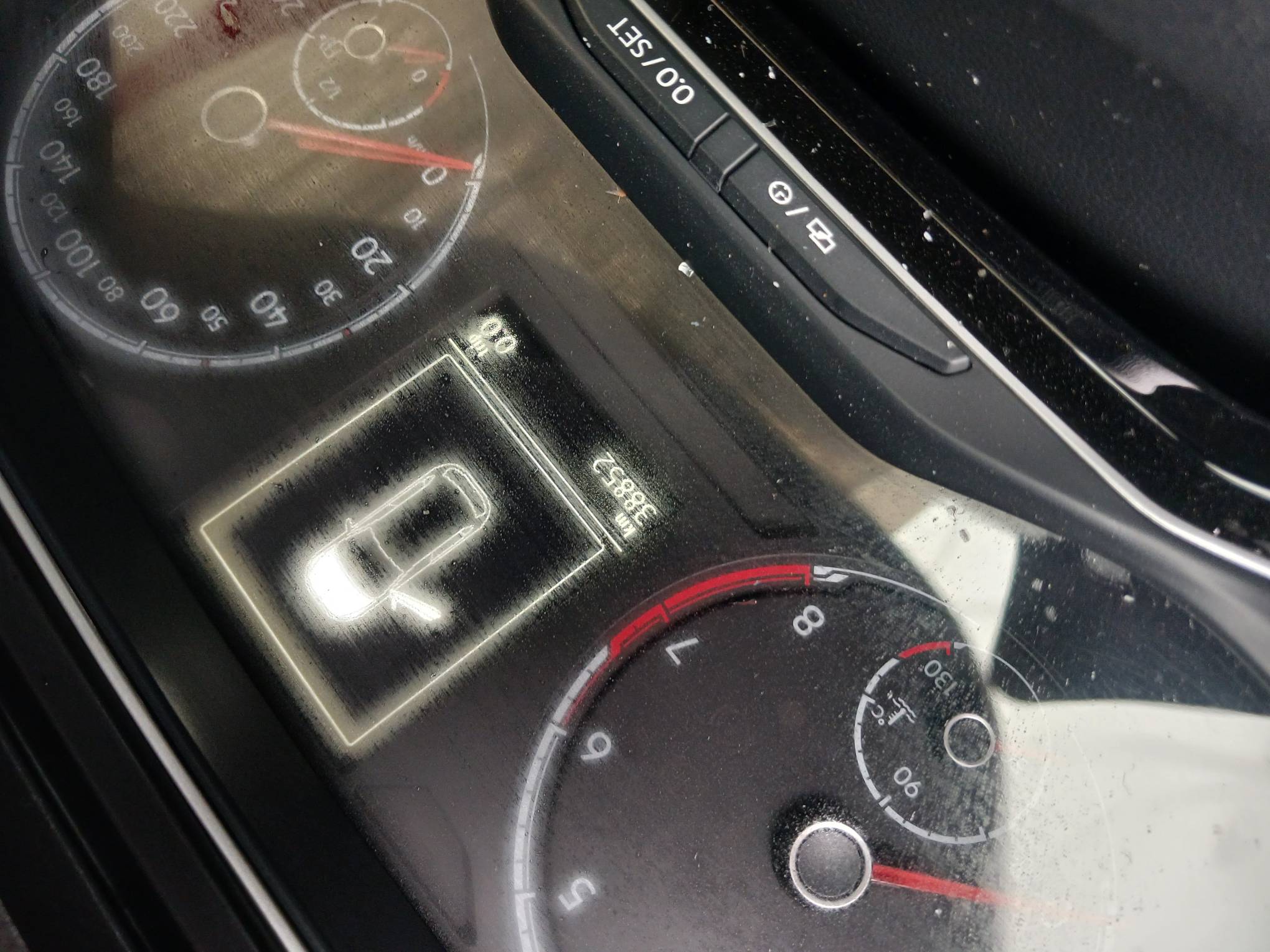 Foto 19 de 19: VW/POLO CL ADA, 20/21, PLACA: E__-___7, GASOL/ALC, CINZA
