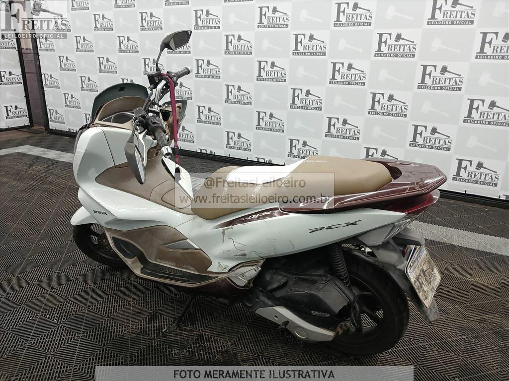 Foto 3: HONDA/PCX 150 DLX ABS, 20/20, PLACA: F__-___9, GASOLINA, BRANCA