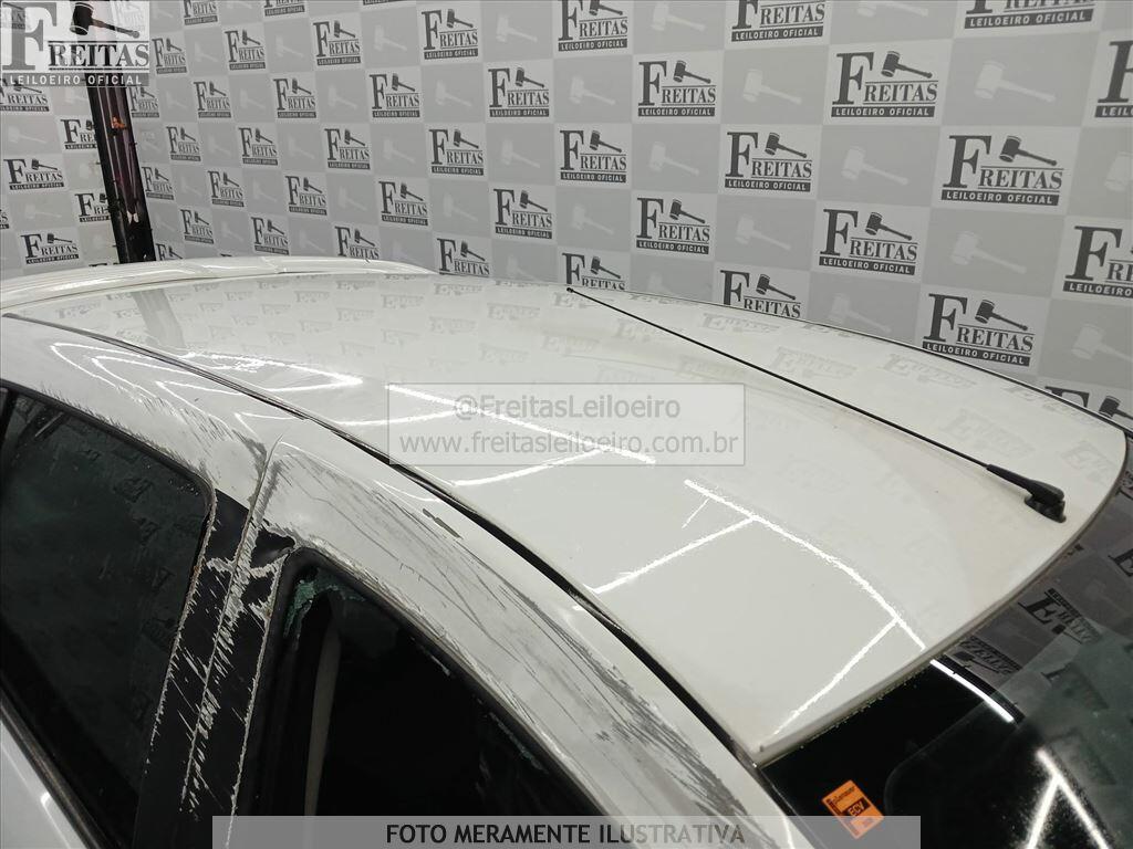 Foto 8 de 17: RENAULT/SANDERO 16GTLSCE, 18/19, PLACA: D__-___0, GASOL/ALC, BRANCA