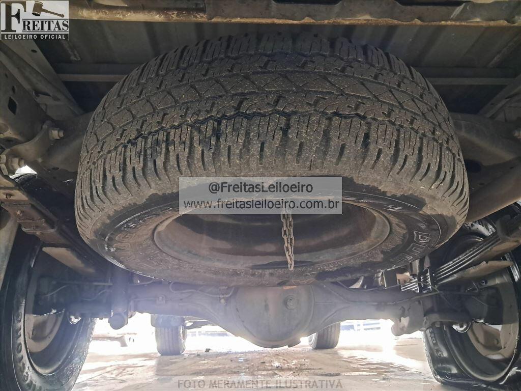 Foto 12 de 27: I/TOYOTA HILUX CDLOWM4FD, 23/23, PLACA: R__-___3, DIESEL, BRANCA