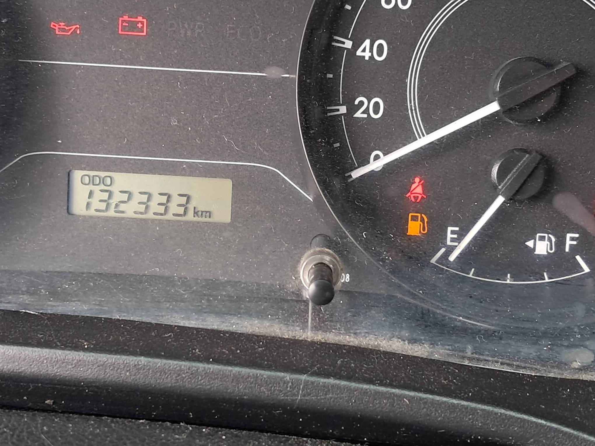 Foto 27 de 27: I/TOYOTA HILUX CDLOWM4FD, 23/23, PLACA: R__-___3, DIESEL, BRANCA