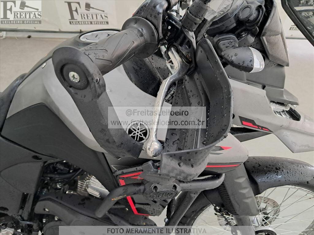 Foto 11 de 12: YAMAHA/XTZ 250 LANDER, 26/26, PLACA: U__-___4, GASOLINA, CINZA