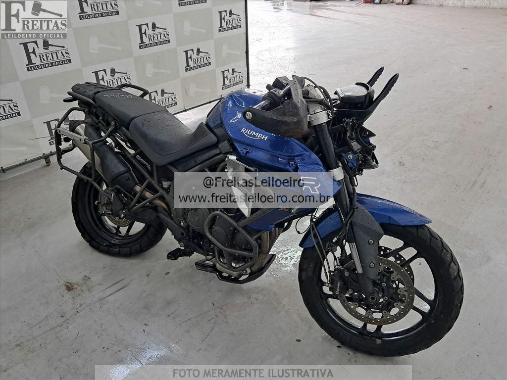 Foto 2: TRIUMPH/TIGER 800 XRXLRH, 19/20, PLACA: B__-___4, GASOLINA, AZUL
