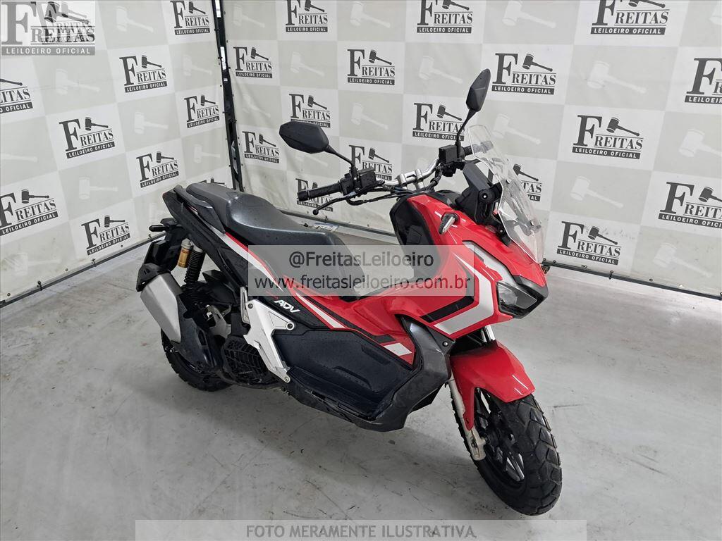 Foto 2: HONDA/ADV 150, 23/23, PLACA: F__-___4, GASOLINA, VERMELHA