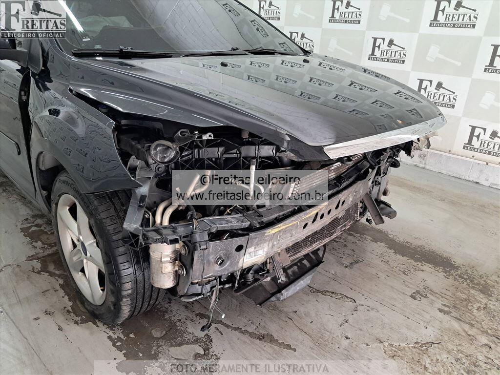 Foto 10 de 28: I/FORD FOCUS 2L HC FLEX, 12/12, PLACA: N__-___4, GASOL/ALC, PRETA