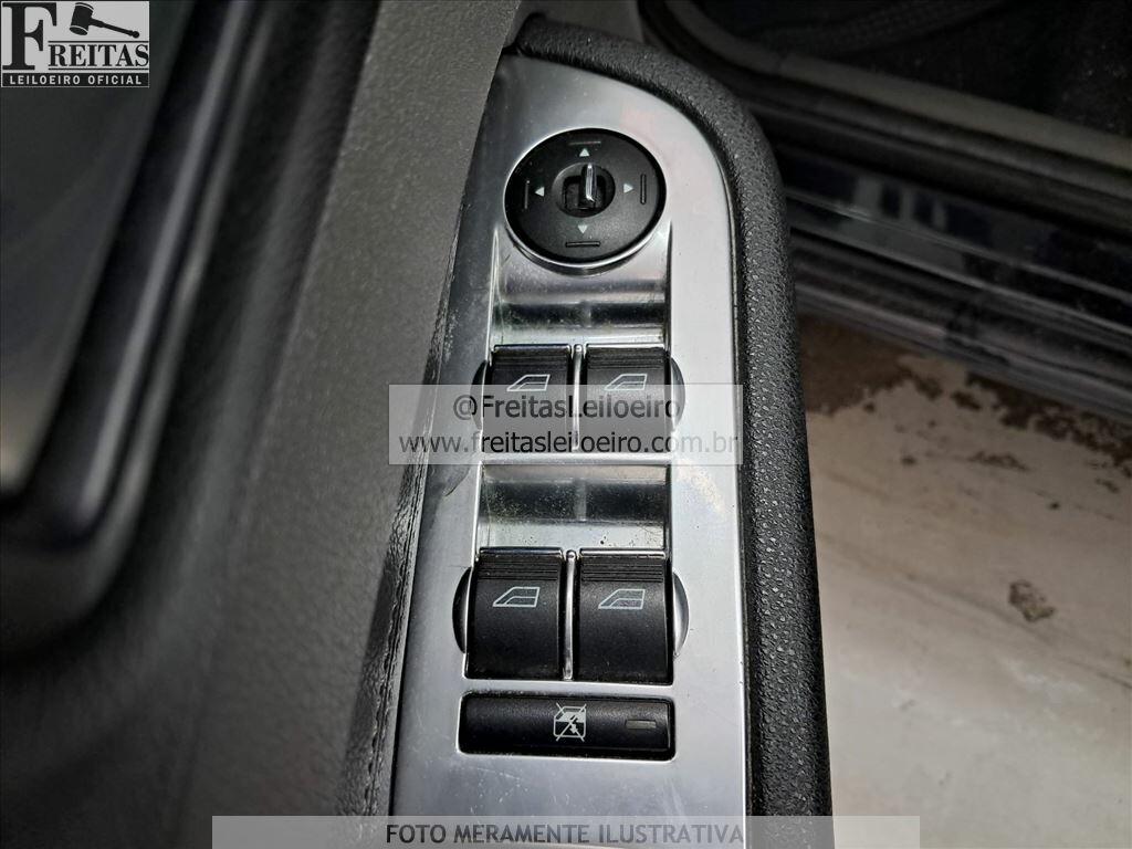 Foto 14 de 28: I/FORD FOCUS 2L HC FLEX, 12/12, PLACA: N__-___4, GASOL/ALC, PRETA