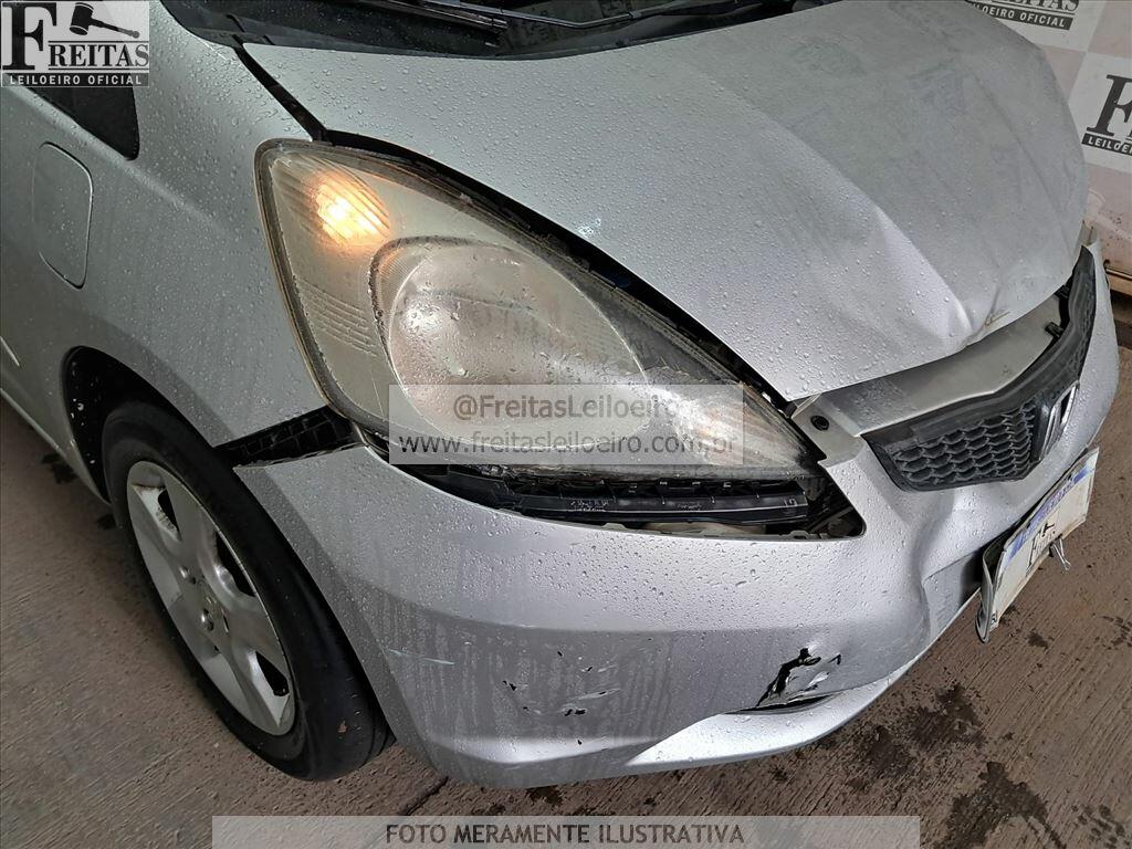 Foto 17 de 20: HONDA/FIT LX FLEX, 11/12, PLACA: E__-___4, GASOL/ALC, PRATA