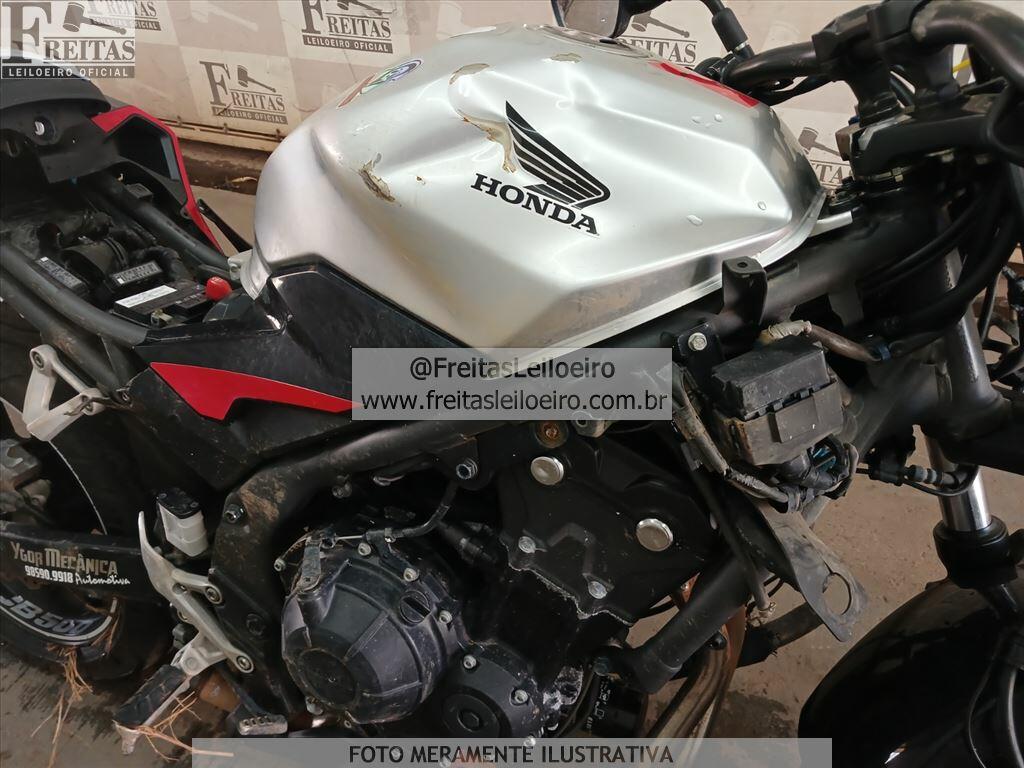 Foto 8 de 16: HONDA/CB 500F, 20/21, PLACA: R__-___8, GASOLINA, PRATA